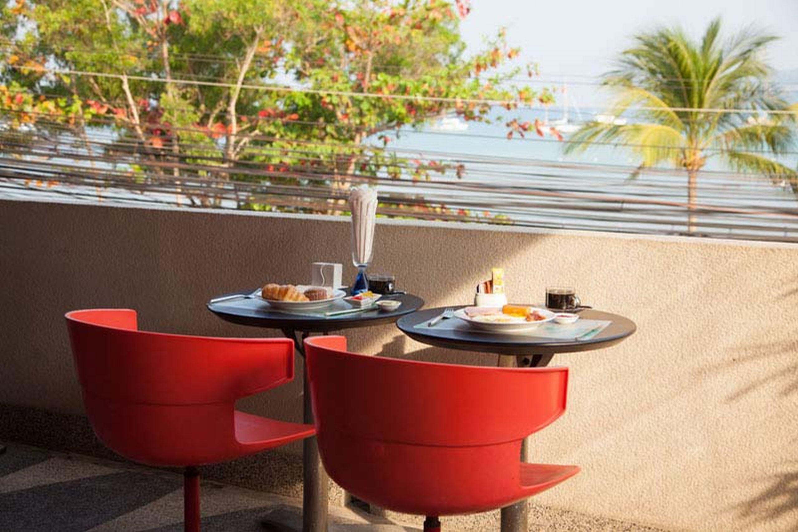 Homm Bliss Southbeach Patong Екстериор снимка