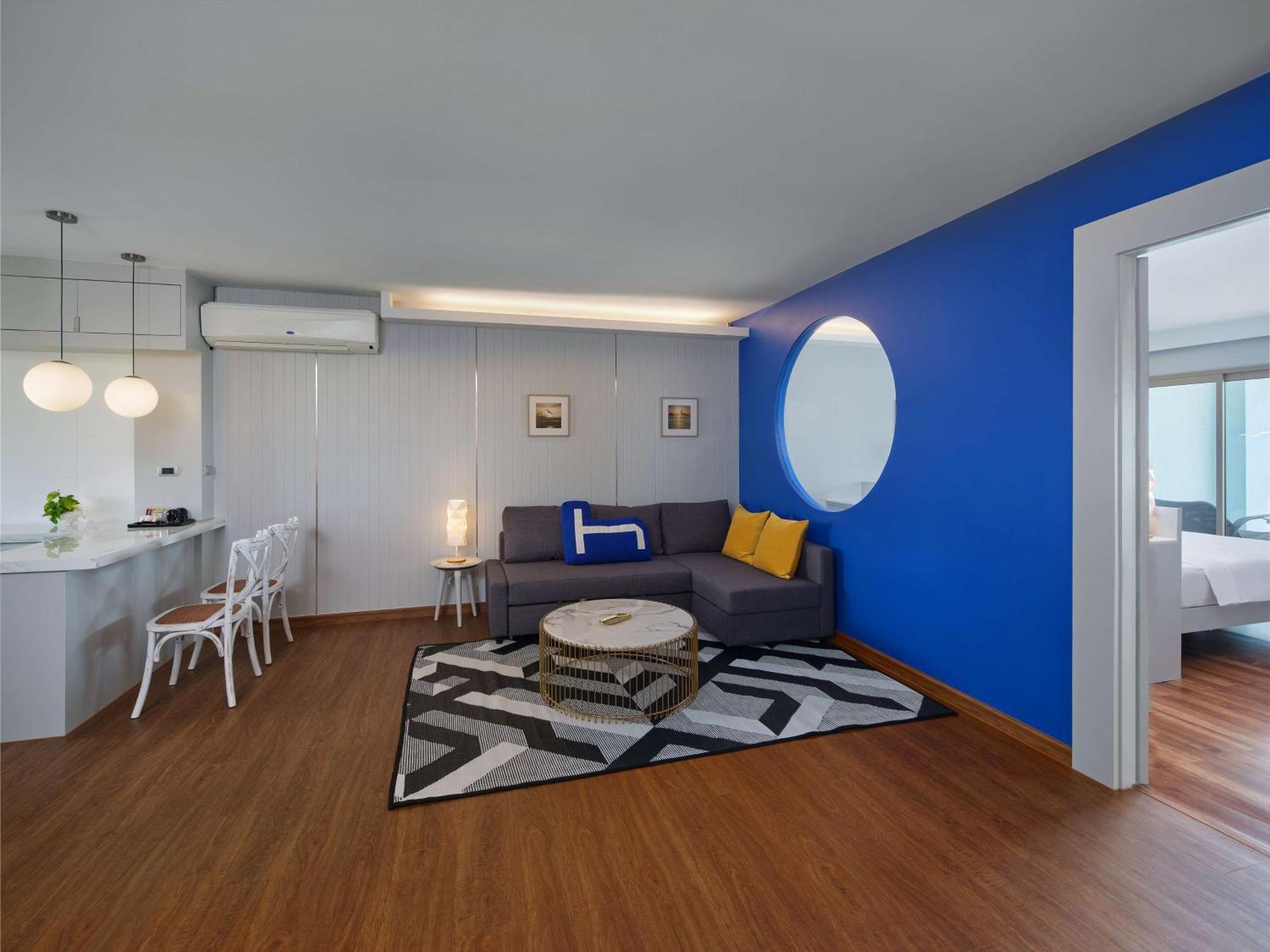 Homm Bliss Southbeach Patong Екстериор снимка