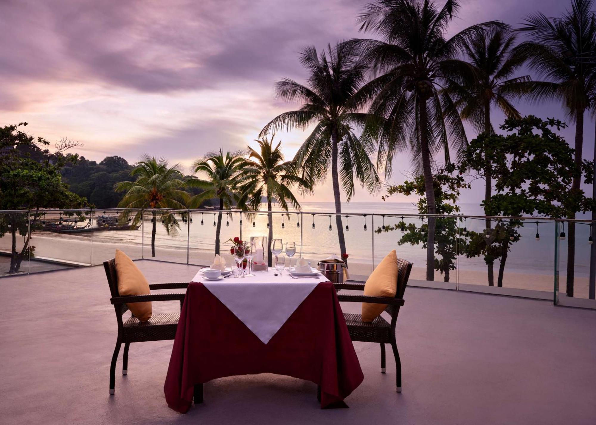 Homm Bliss Southbeach Patong Екстериор снимка