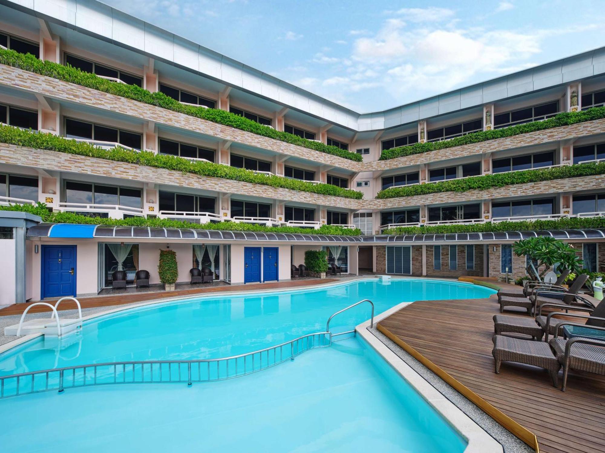Homm Bliss Southbeach Patong Екстериор снимка