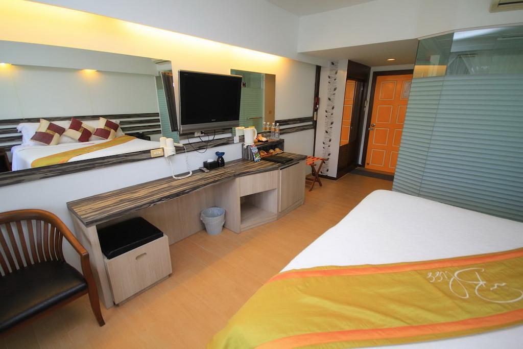 Homm Bliss Southbeach Patong Екстериор снимка